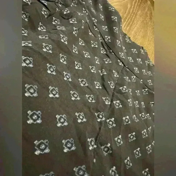 Free People Navy Print Pull On Shorts with side ties - Picture 4 of 4